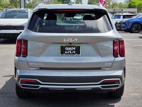 Used 2023 Kia Sorento SX Prestige w/ Panoramic Sunroof Package AWD/4WD image 5