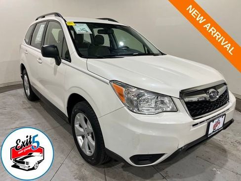 Used 2016 Subaru Forester 2.5i w/ Alloy Wheel Package AWD/4WD image 1