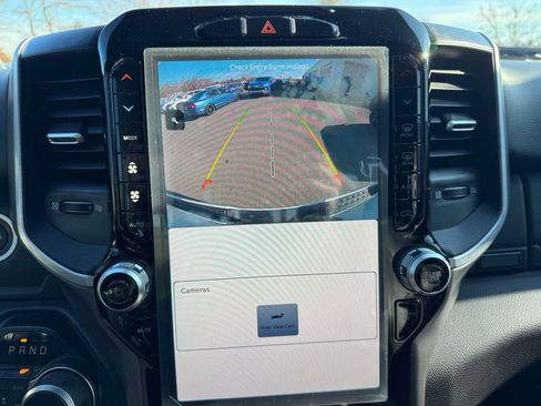 Used 2023 RAM 1500 Big Horn image 27