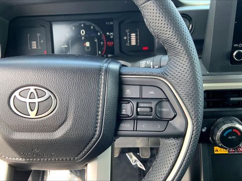 Certified 2025 Toyota Tacoma SR5 image 24