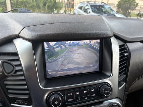 Used 2019 Chevrolet Tahoe Premier RWD image 9