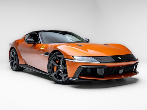Used 2025 Ferrari 12Cilindri RWD image 24
