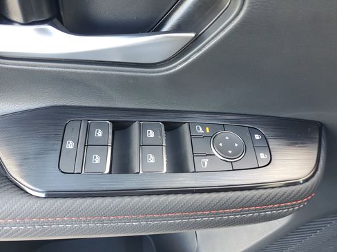 New 2026 Nissan Kicks SR image 19