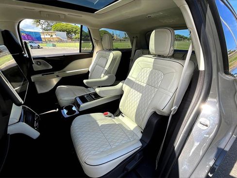 Used 2022 Lincoln Aviator Black Label w/ Dynamic Handling Package image 28