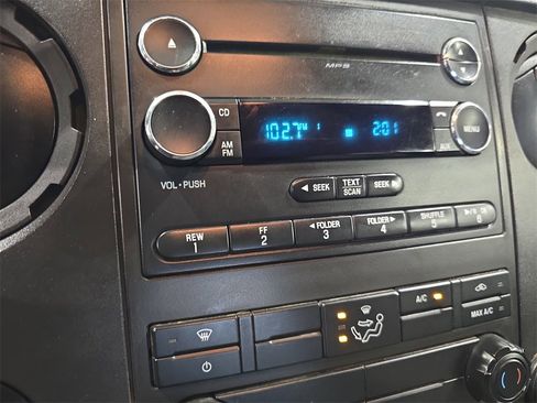 Used 2016 Ford F450 XL w/ XL Value Package image 21