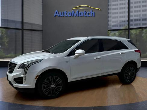 Used 2019 Cadillac XT5 Premium Luxury w/ Driver Assist Package AWD/4WD image 5