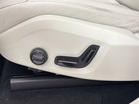 Used 2023 Volvo XC90 B6 Plus w/ Protection Package Premier image 20