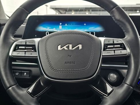 Used 2025 Kia Telluride SX Prestige image 29