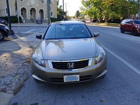 Used 2008 Honda Accord LX image 2