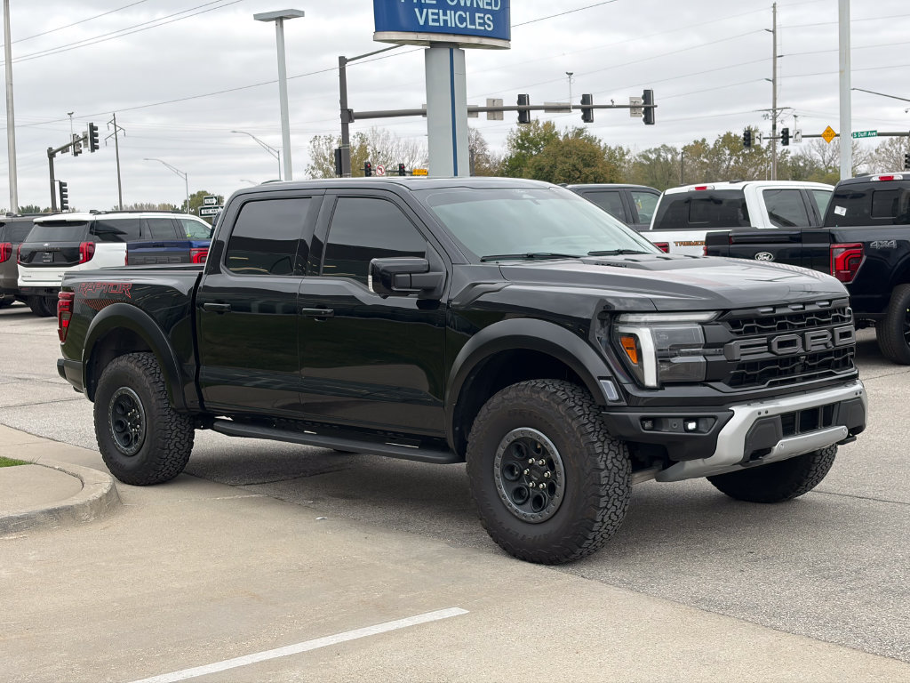 Used 2025 Ford F150 Raptor AWD/4WD image 7