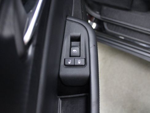 Used 2024 Jeep Grand Cherokee L Laredo image 19