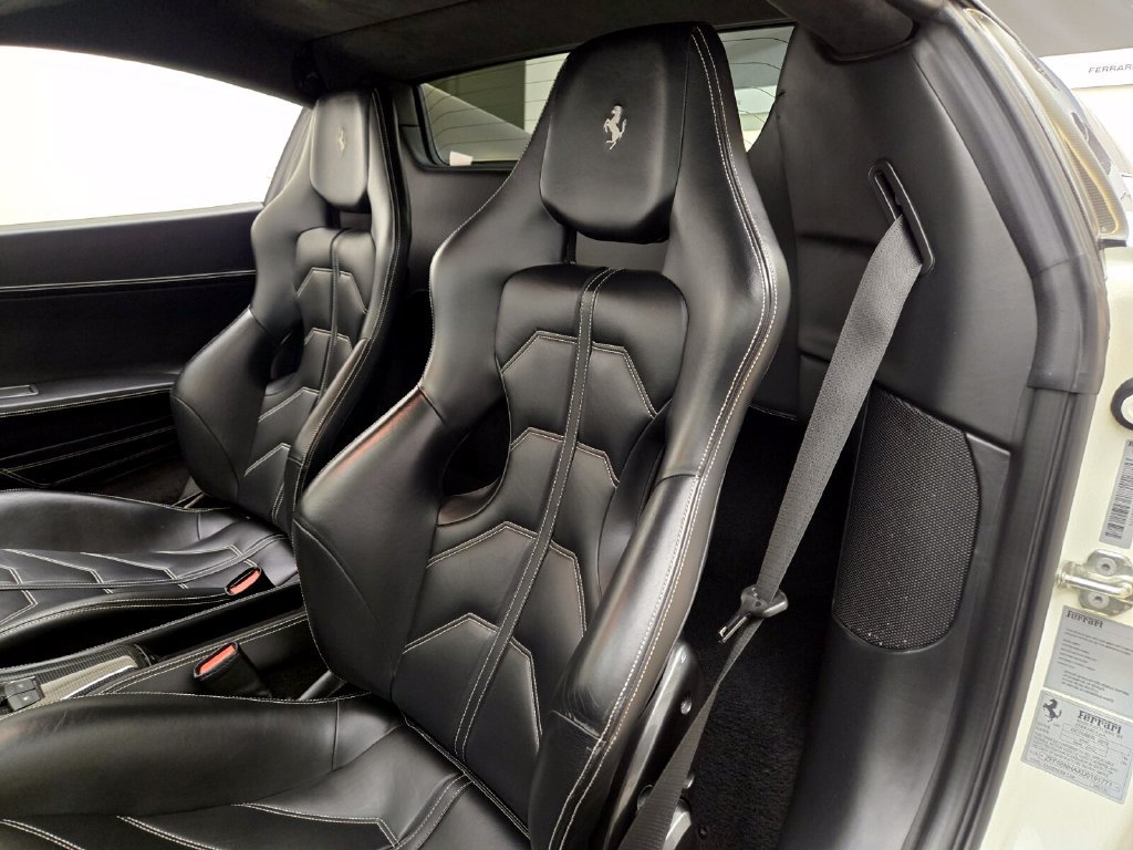 Used 2013 Ferrari 458 Spider RWD image 32