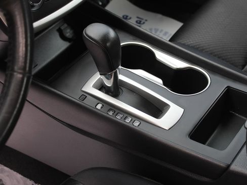 Used 2017 Nissan Altima 2.5 SR w/ Midnight Edition Package image 22