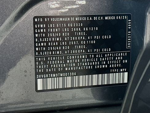 Used 2026 Volkswagen Tiguan SE R-Line AWD/4WD image 31