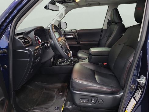 Certified 2022 Toyota 4Runner TRD Off-Road Premium w/ Moonroof Package AWD/4WD image 11