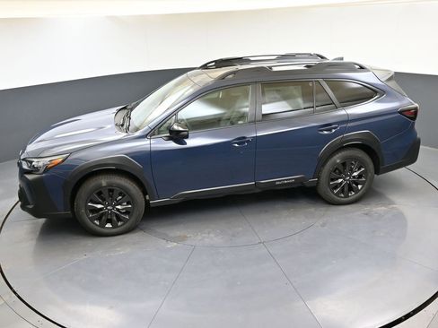 Certified 2025 Subaru Outback Onyx Edition image 43
