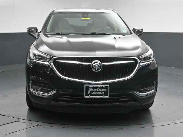 Used 2020 Buick Enclave Premium w/ Sun and Sites Package AWD/4WD image 2