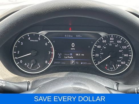 Used 2024 Nissan Sentra SV FWD image 7