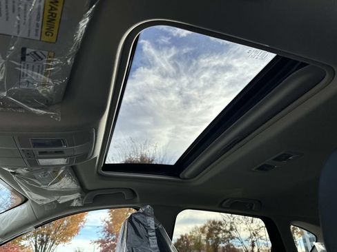 New 2025 MAZDA CX-5 AWD 2.5 S w/ Premium Plus Pkg image 19