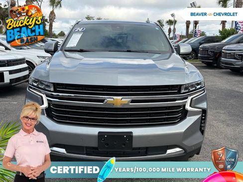 Used 2024 Chevrolet Suburban LT AWD/4WD image 3