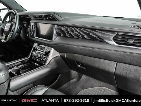 Used 2023 GMC Yukon Denali AWD/4WD image 22