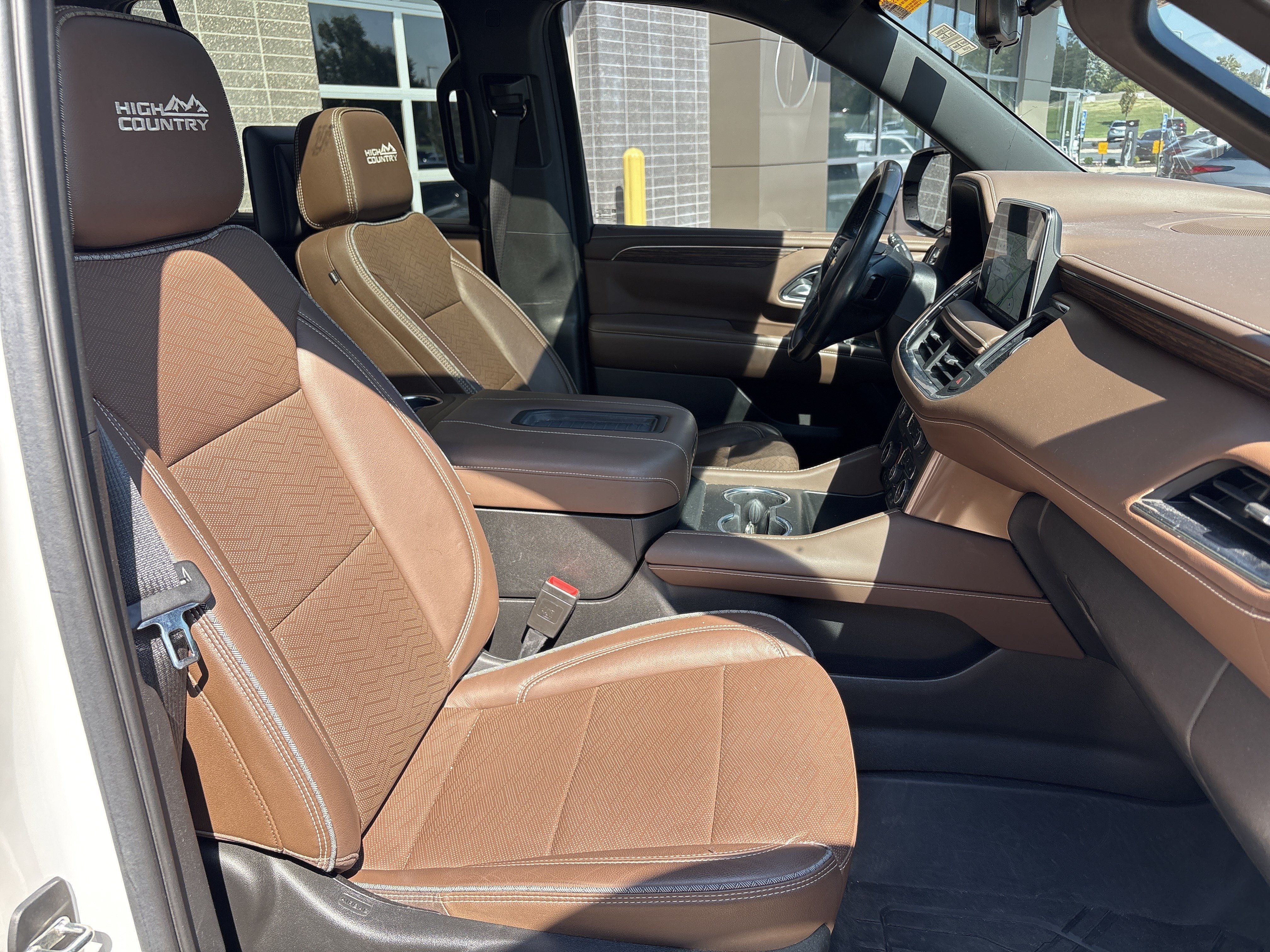 Used 2022 Chevrolet Tahoe High Country AWD/4WD image 35