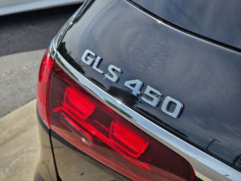 Used 2024 Mercedes-Benz GLS 450 4MATIC w/ AMG Line Exterior image 12
