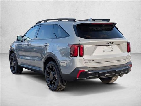 Used 2026 Kia Sorento SX Prestige w/ Olive Brown Leather Package image 8