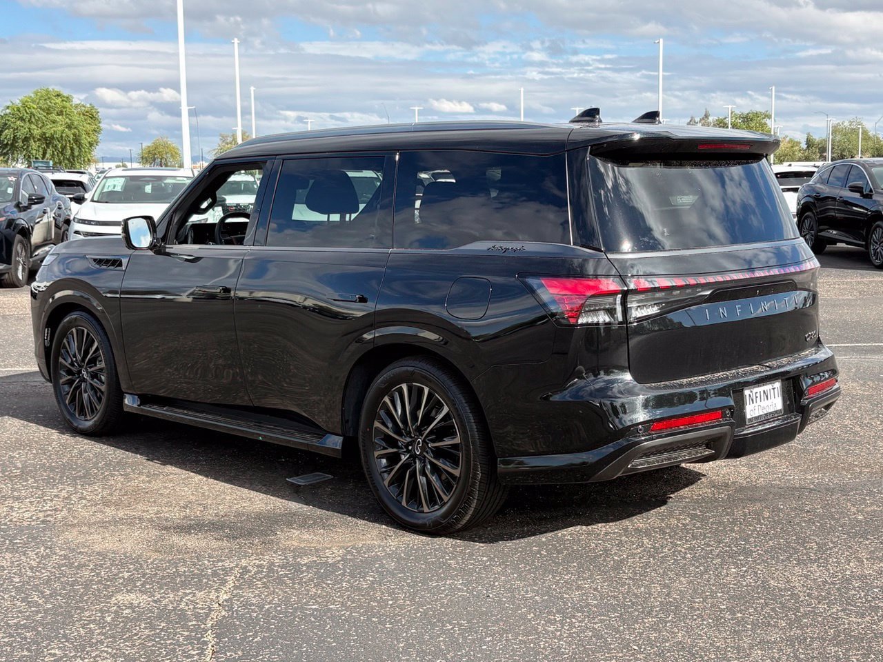 New 2027 INFINITI QX80 Autograph AWD/4WD image 4