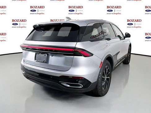 New 2026 Lincoln Nautilus Premier AWD/4WD image 8