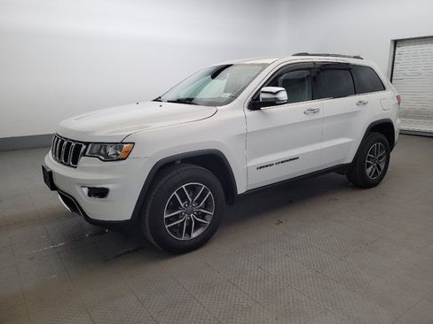Used 2019 Jeep Grand Cherokee Limited AWD/4WD image 2
