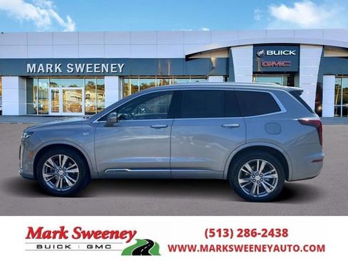 Used 2024 Cadillac XT6 Premium Luxury image 1