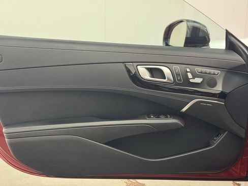 Used 2017 Mercedes-Benz SL 63 AMG SL 63 AMG image 11