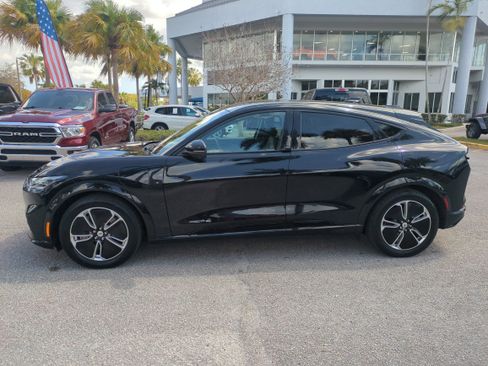 Used 2023 Ford Mustang Mach-E Premium image 8