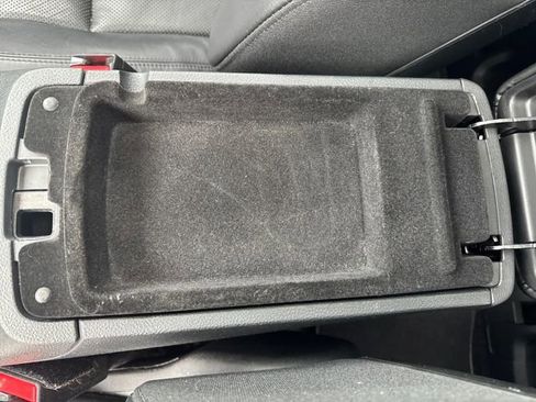 Used 2018 Jeep Grand Cherokee Limited w/ Luxury Group II image 26