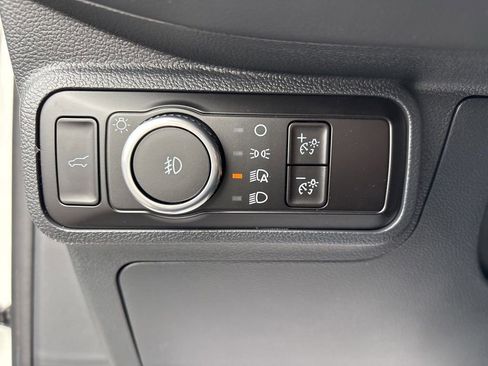 New 2026 Ford Explorer ST-Line w/ ST-Line Street Pack image 15