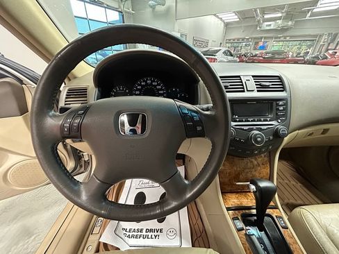 Used 2004 Honda Accord EX image 11