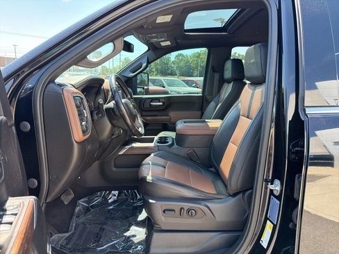 Used 2022 Chevrolet Silverado 3500 High Country AWD/4WD image 12