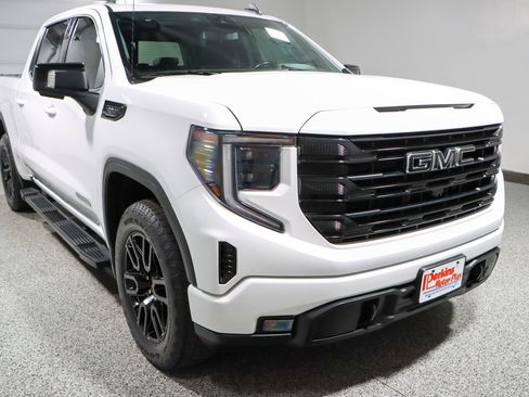Used 2023 GMC Sierra 1500 Elevation w/ Elevation Premium Package image 5