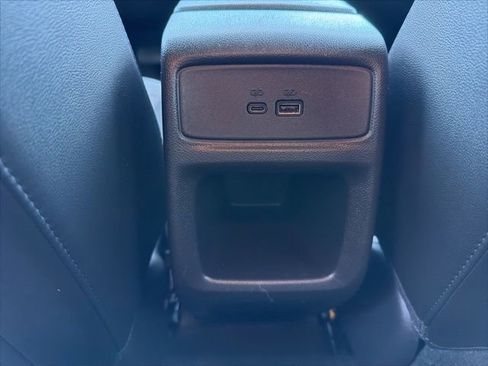 Used 2025 Chevrolet Trax LT w/ Driver Confidence Package FWD image 21