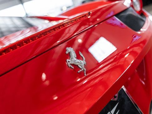 Used 2010 Ferrari 458 Italia Coupe RWD image 21