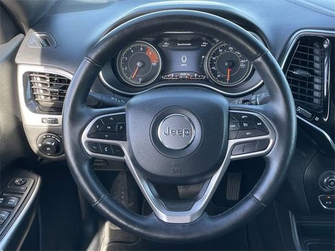 Used 2019 Jeep Cherokee High Altitude image 11