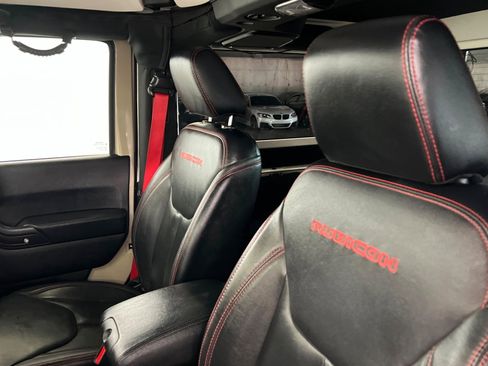 Used 2017 Jeep Wrangler Rubicon AWD/4WD image 17