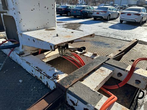 Used 2011 Chevrolet Silverado 3500 W/T image 7