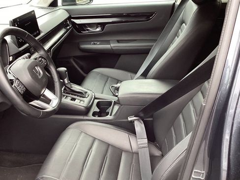 Used 2025 Honda CR-V EX-L image 10
