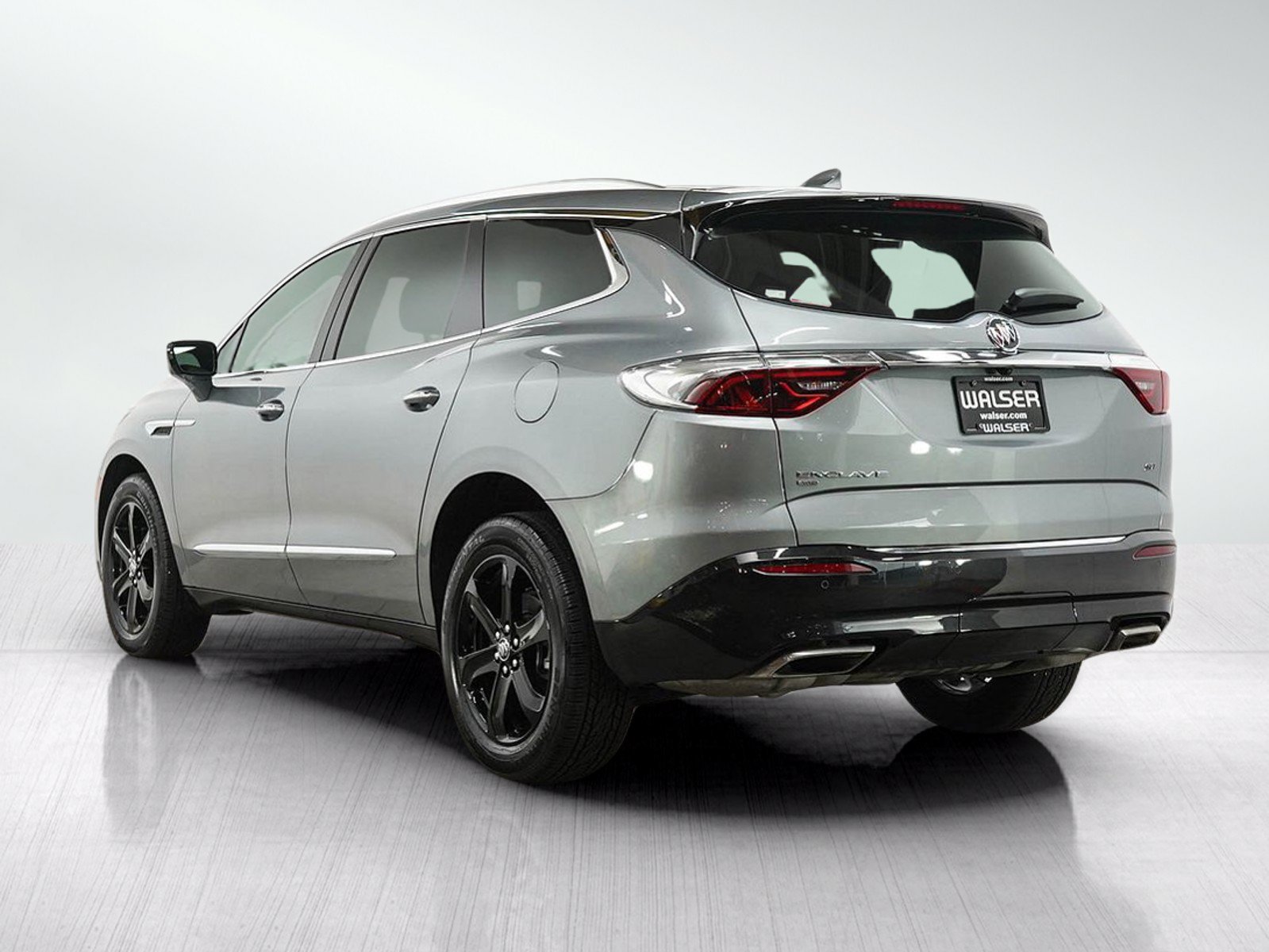 Used 2023 Buick Enclave Essence w/ Sport Touring Edition AWD/4WD image 3