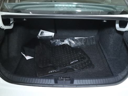 Certified 2024 Volkswagen Jetta Sport FWD image 29