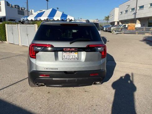 Used 2023 GMC Acadia SLE w/ Elevation Edition image 7