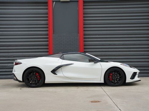 Used 2023 Chevrolet Corvette Stingray Convertible w/ 1LT image 13