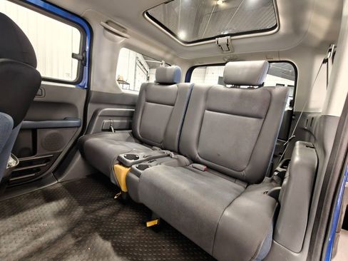 Used 2004 Honda Element EX image 24